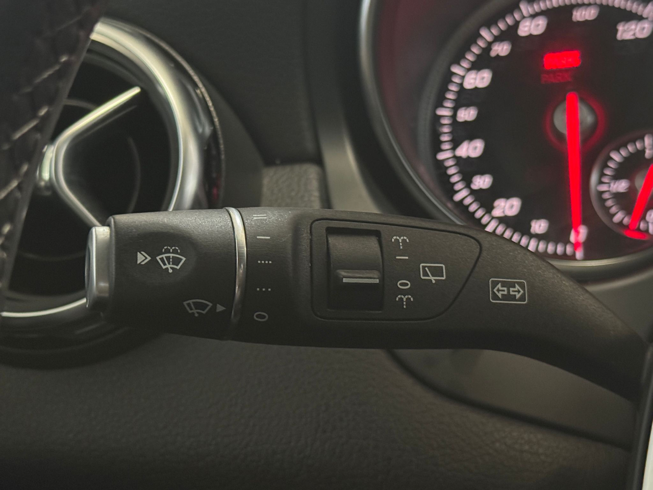 Mercedes-Benz GLA-Class GLA250 4MATIC 2019