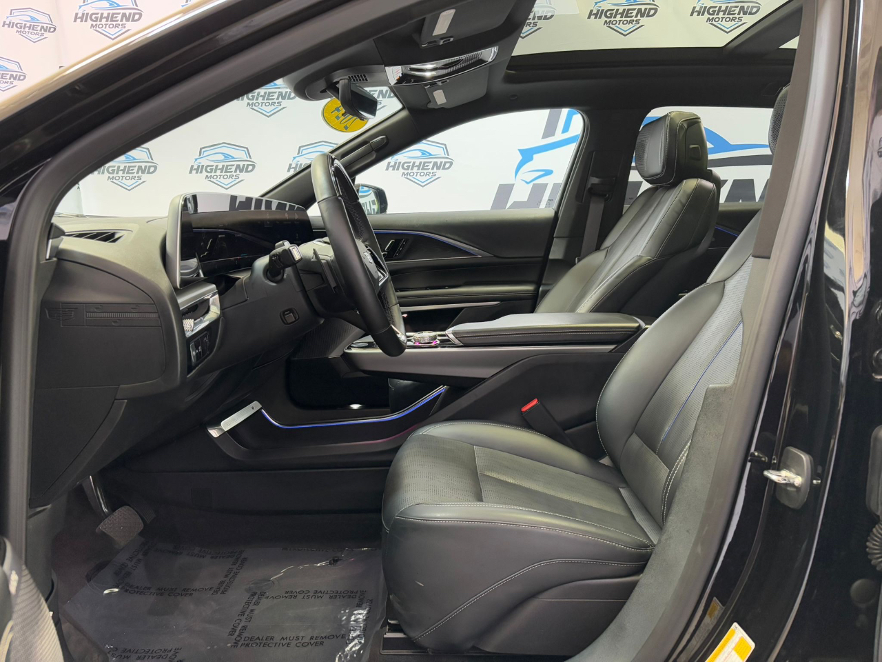 Cadillac Lyriq Lux-3 2024