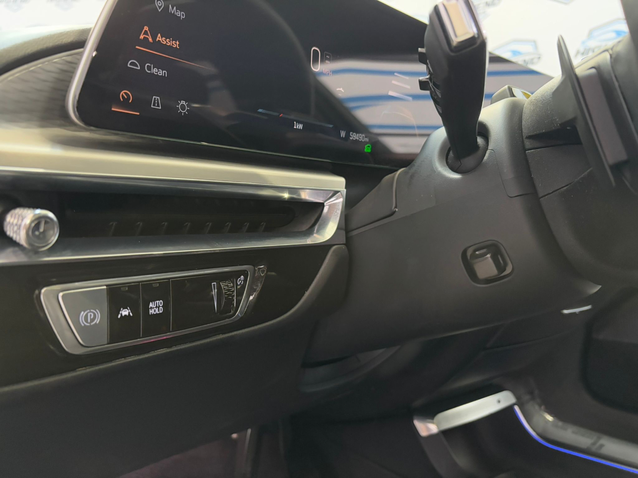 Cadillac Lyriq Lux-3 2024