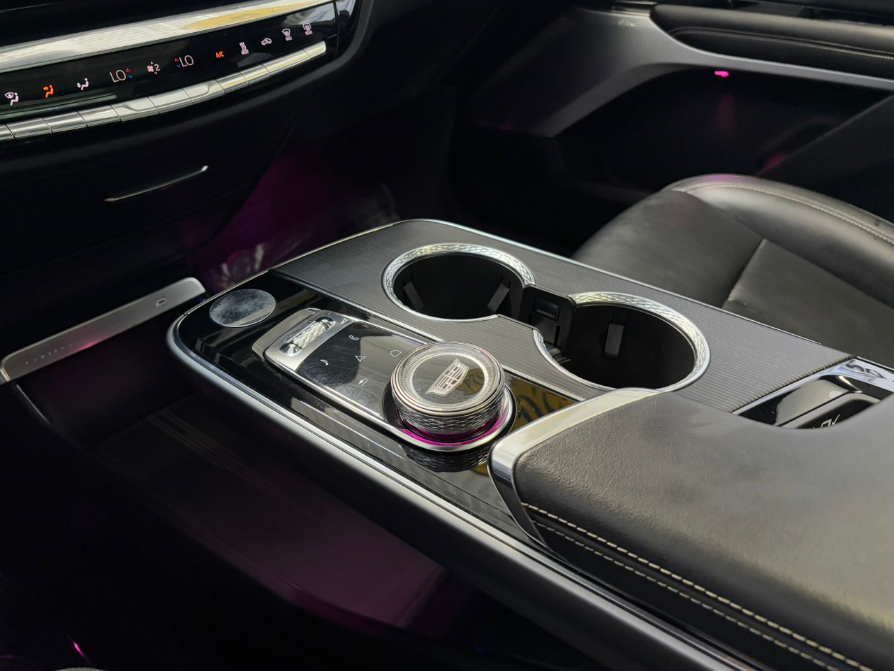 Cadillac Lyriq Lux-3 2024