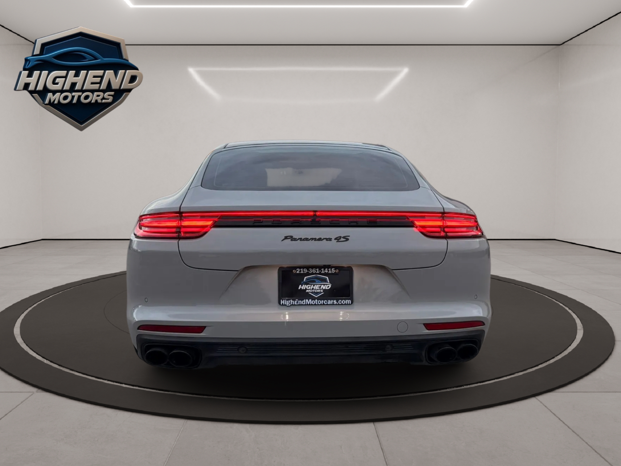 2018 Porsche Panamera 4S photo 3