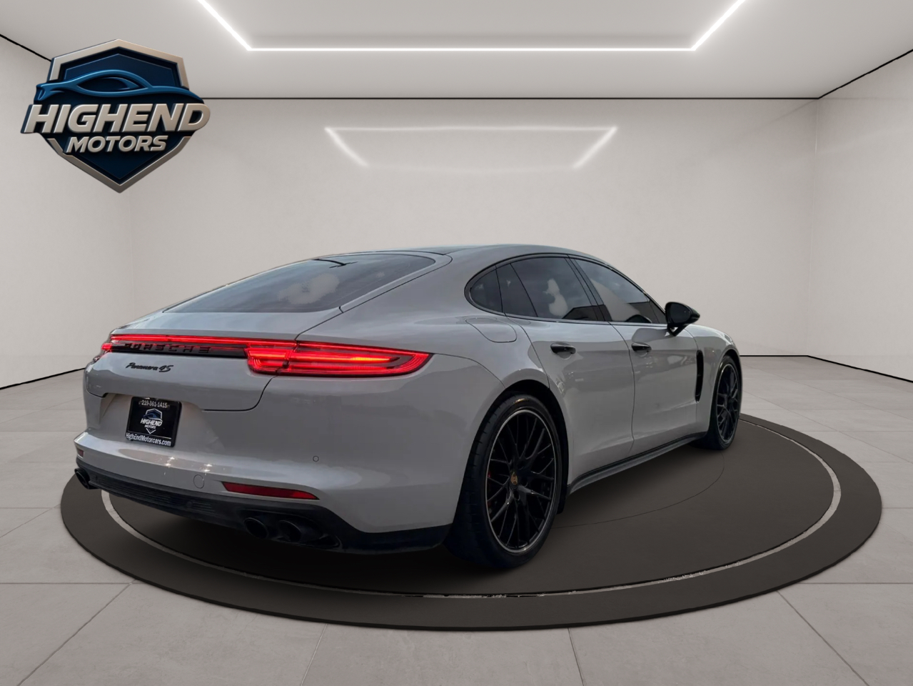 2018 Porsche Panamera 4S photo 4