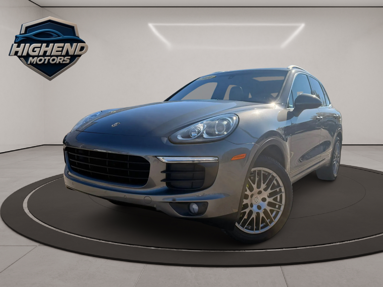 2016 Porsche Cayenne Hybrid S photo 2