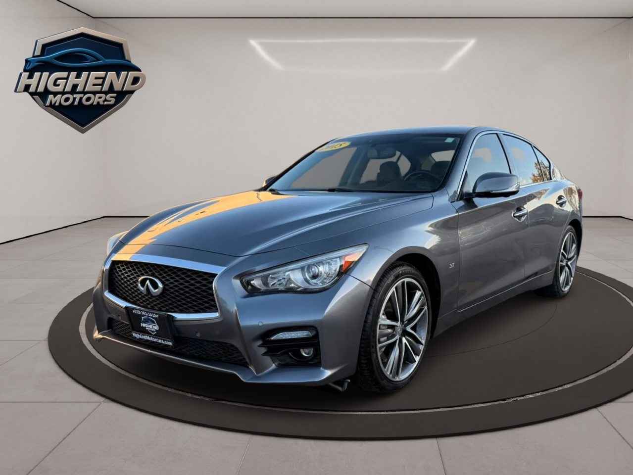 2015 Infiniti Q50 AWD photo 3