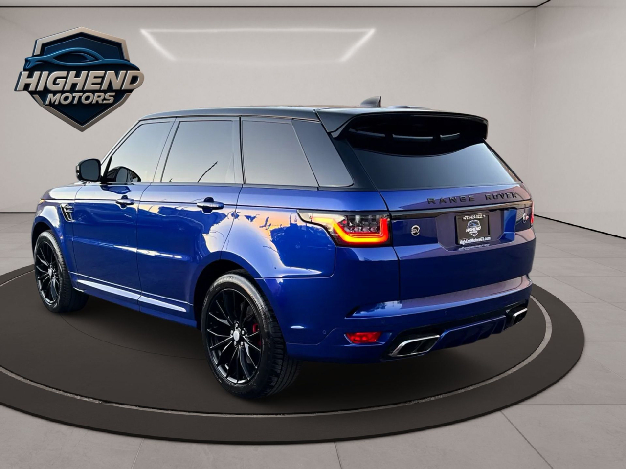 2022 Land Rover Range Rover Sport SVR photo 2