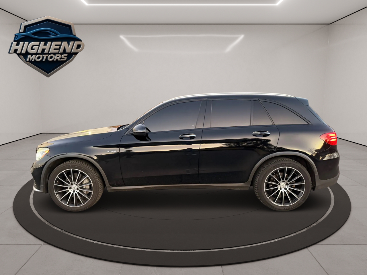 2018 Mercedes Benz GLC AMG photo 2