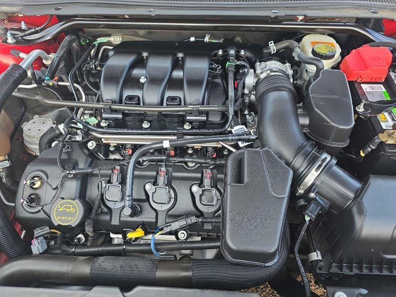 Ford Taurus photo 14
