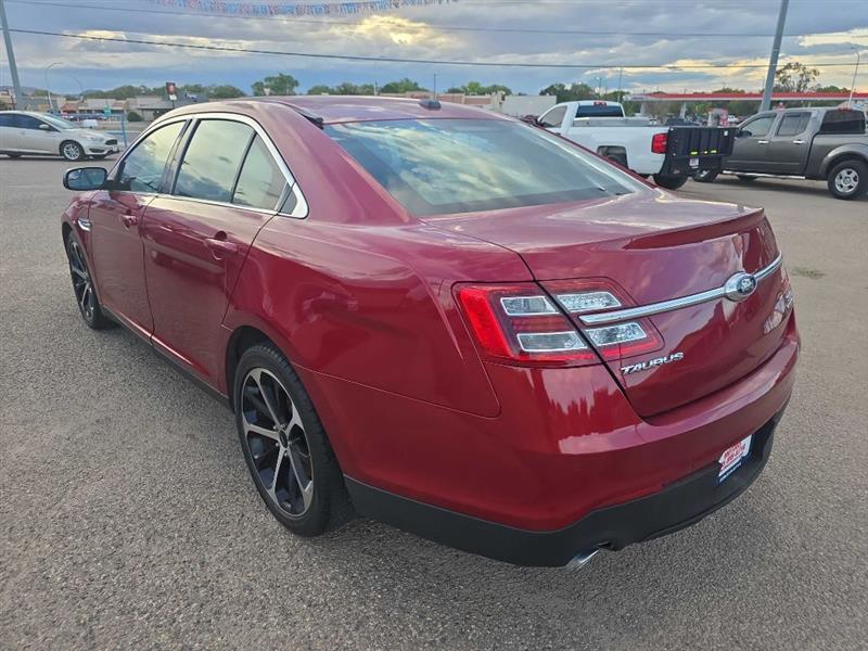 Ford Taurus photo 18