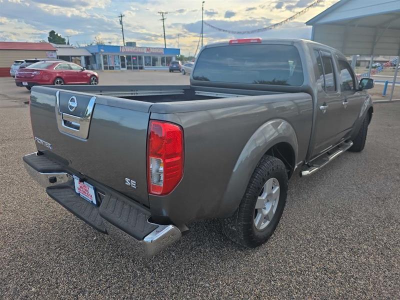 Nissan Frontier photo 3