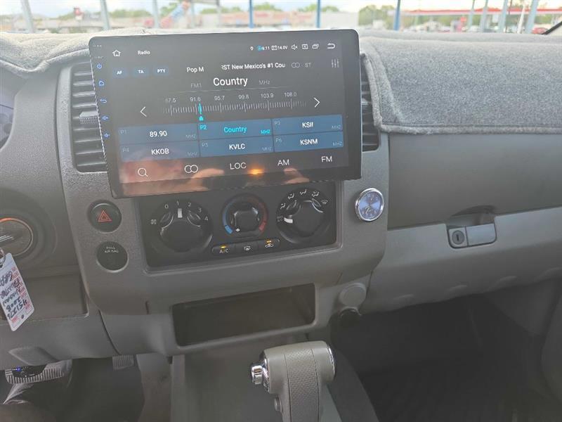 Nissan Frontier photo 6