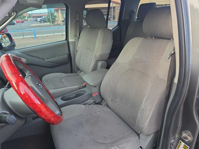 Nissan Frontier photo 11
