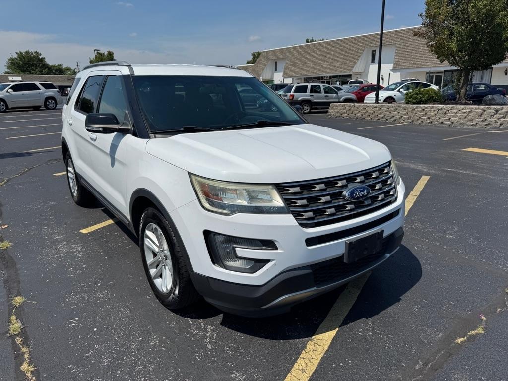2017 Ford Explorer XLT FWD
