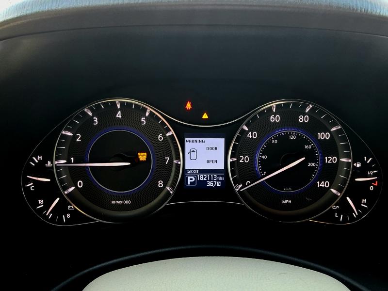 Infiniti QX56 2WD 2013 Infiniti QX56 2WD 2013