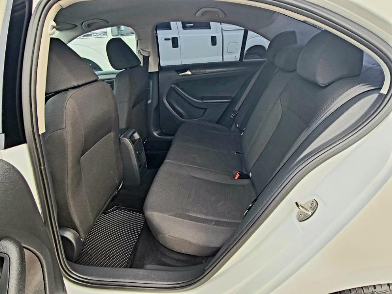 Volkswagen Jetta 1.4T S w/Technology 6A 2016