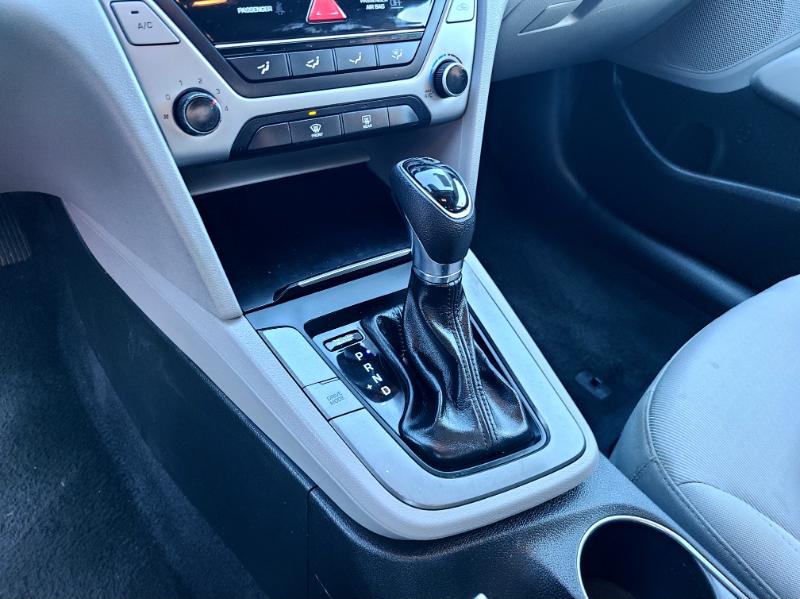 Hyundai Elantra Limited 2018