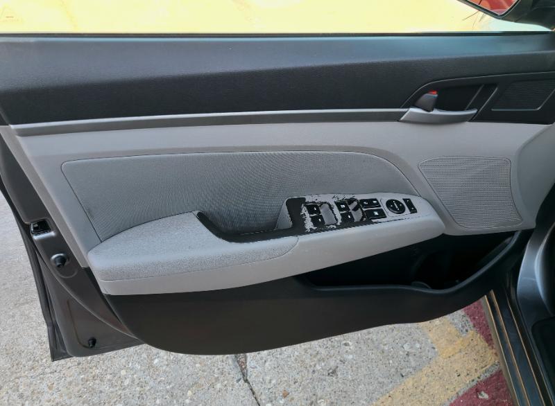 Hyundai Elantra Limited 2018