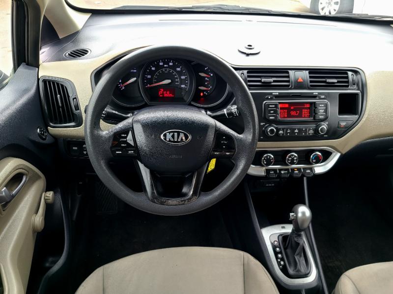 Kia Rio LX 2014