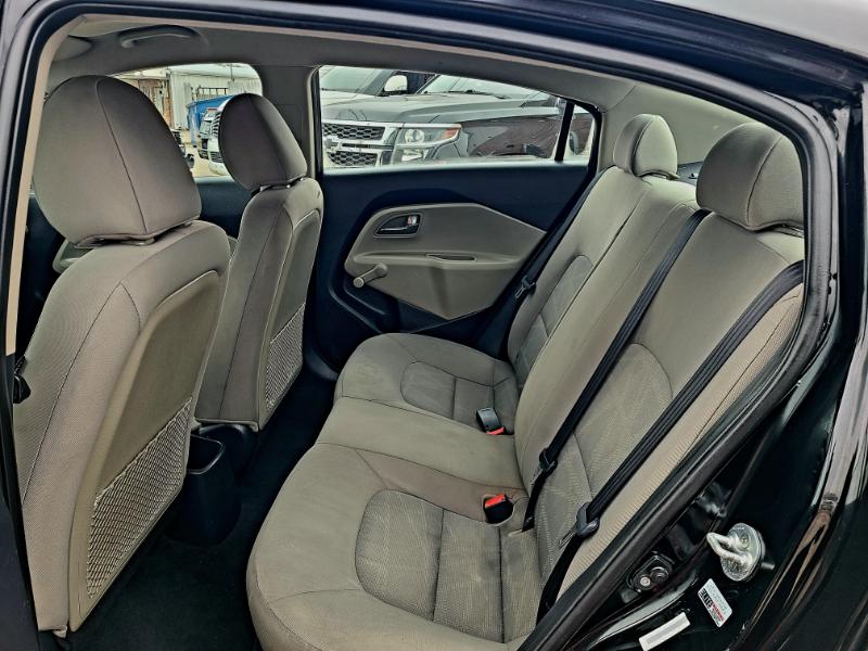 Kia Rio LX 2014