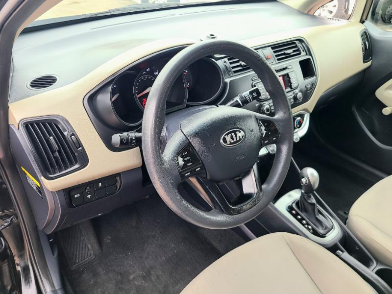 Kia Rio LX 2014