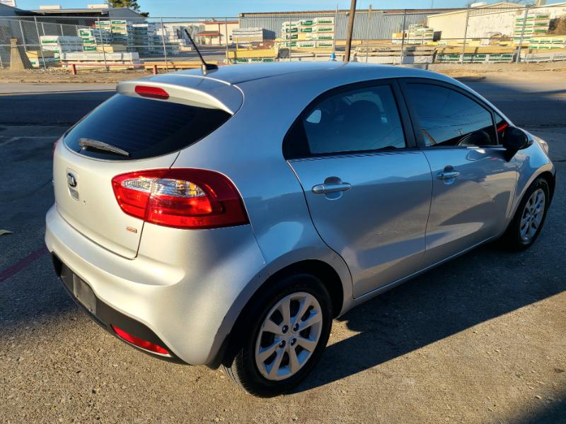 Kia Rio5 LX 2014