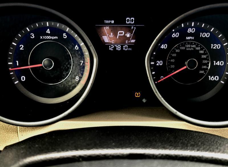 Hyundai Elantra SE 6AT 2016