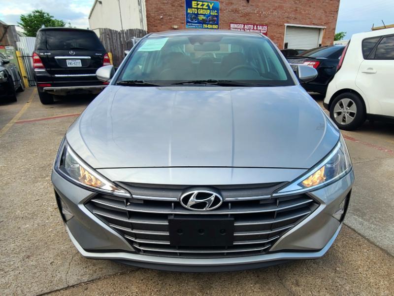 Hyundai Elantra SEL 2020