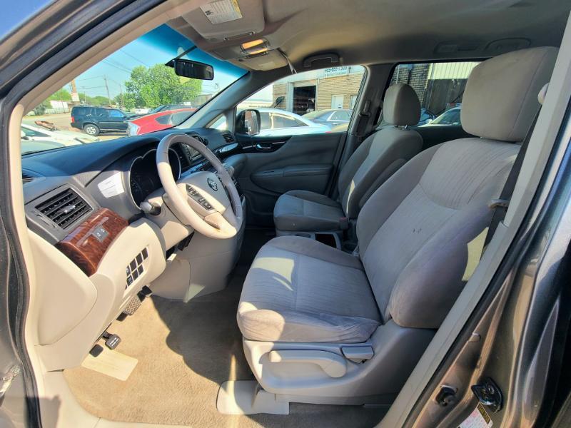 Nissan Quest SV 2017