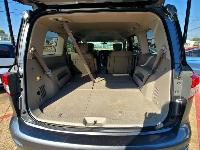 Nissan Quest SV 2017