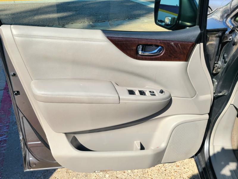 Nissan Quest SV 2017