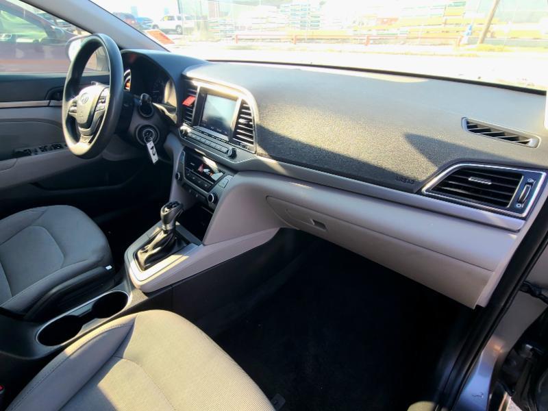 Hyundai Elantra SEL 2018