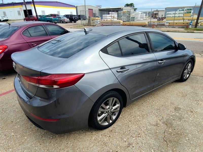 Hyundai Elantra SEL 2018