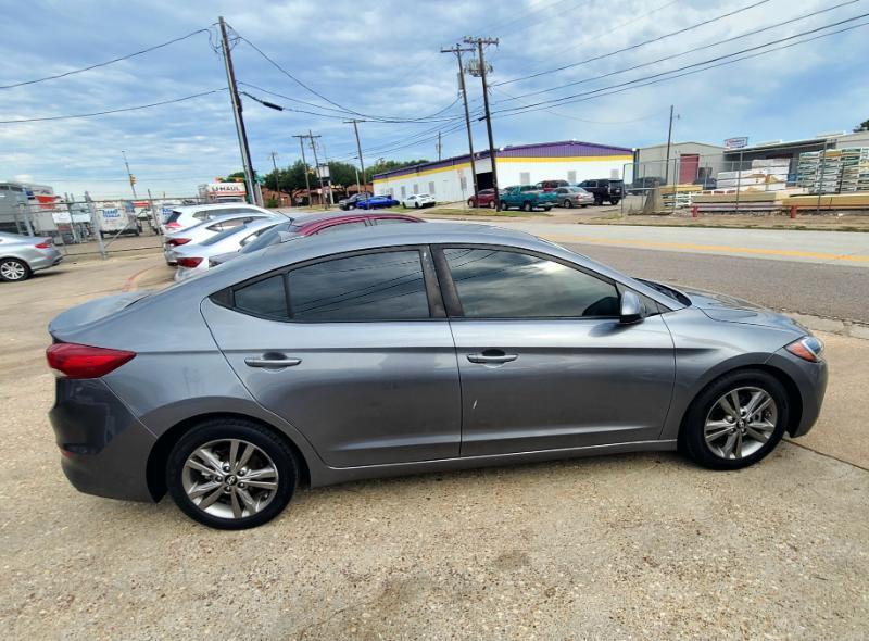 Hyundai Elantra SEL 2018