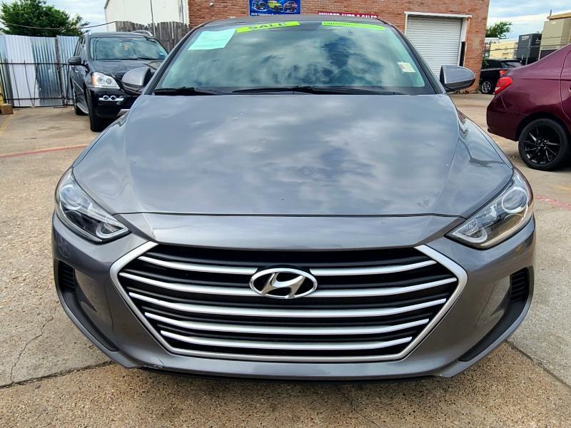Hyundai Elantra SEL 2018