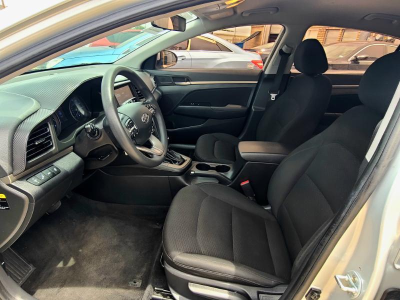 Hyundai Elantra SEL 2019