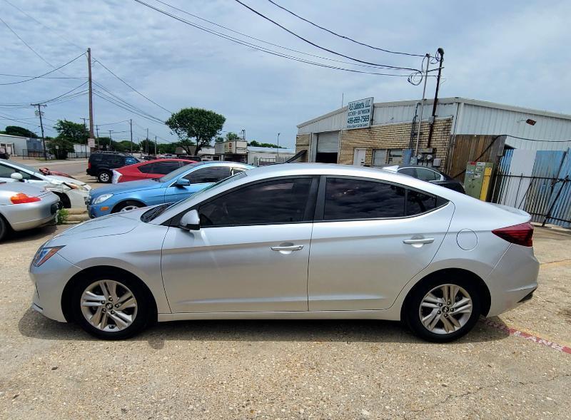 Hyundai Elantra SEL 2019