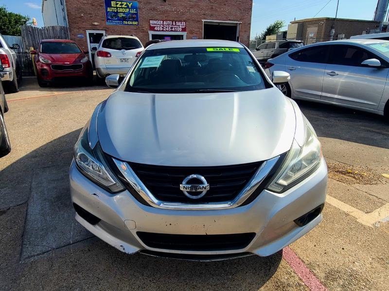 Nissan Altima 2.5 SV 2018