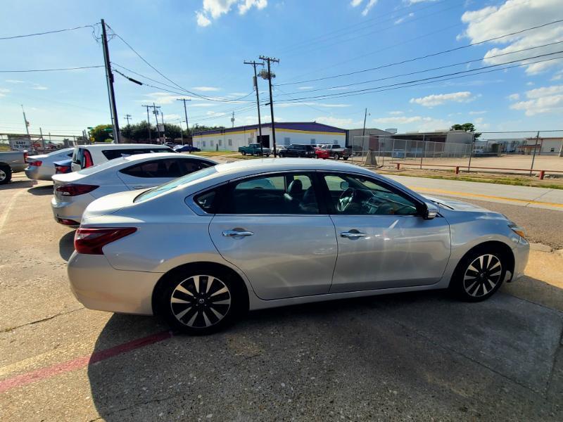 Nissan Altima 2.5 SV 2018
