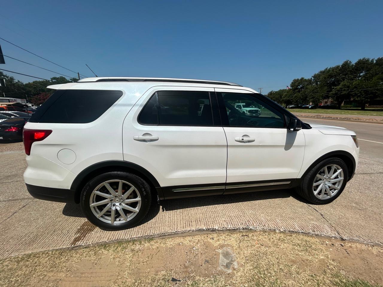 Ford Explorer  2018
