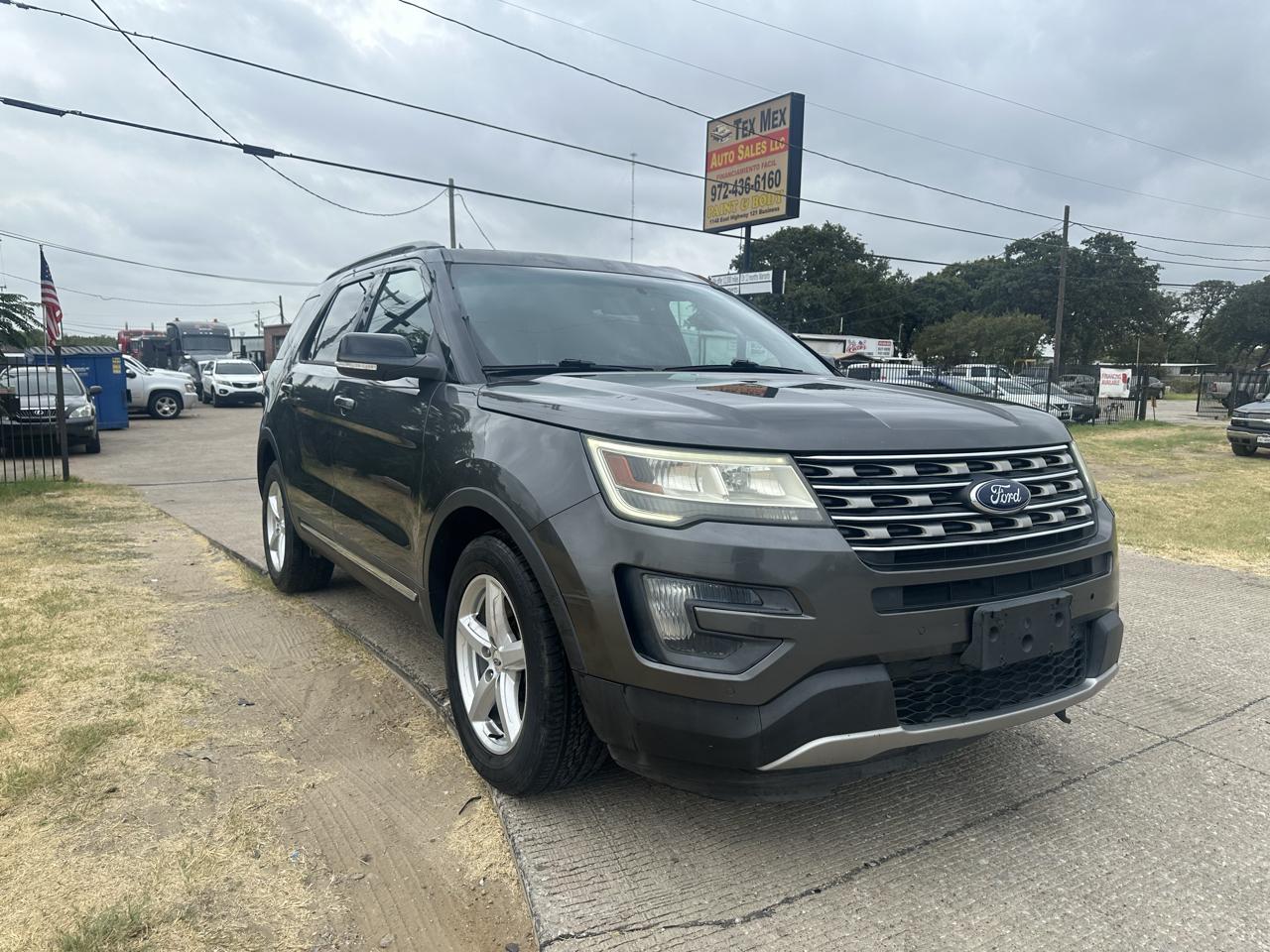 Ford Explorer XLT FWD 2016