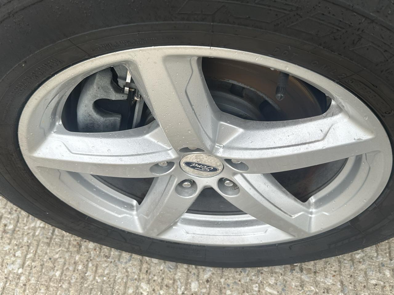Ford Explorer XLT FWD 2016