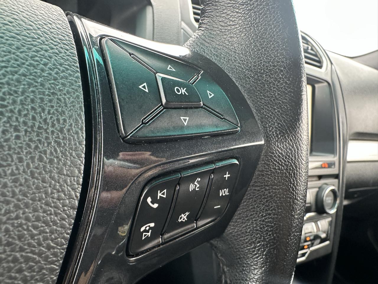 Ford Explorer XLT FWD 2016