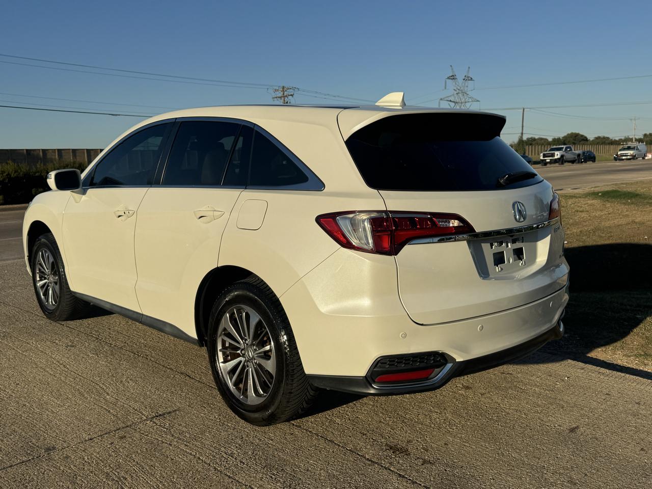Acura RDX 6-Spd AT AWD w/Advance Package 2016
