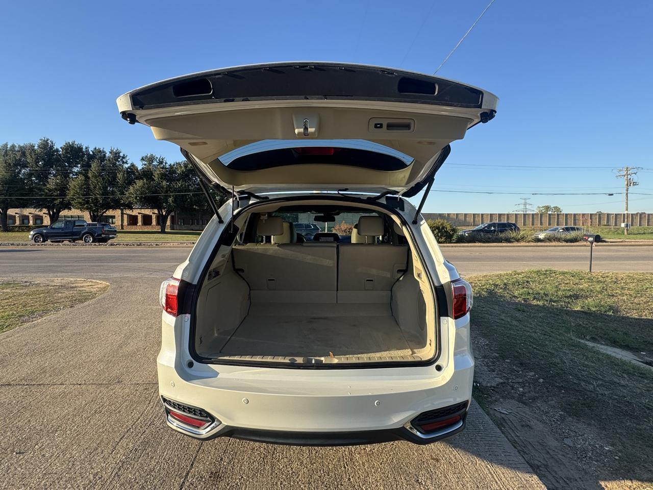 Acura RDX 6-Spd AT AWD w/Advance Package 2016