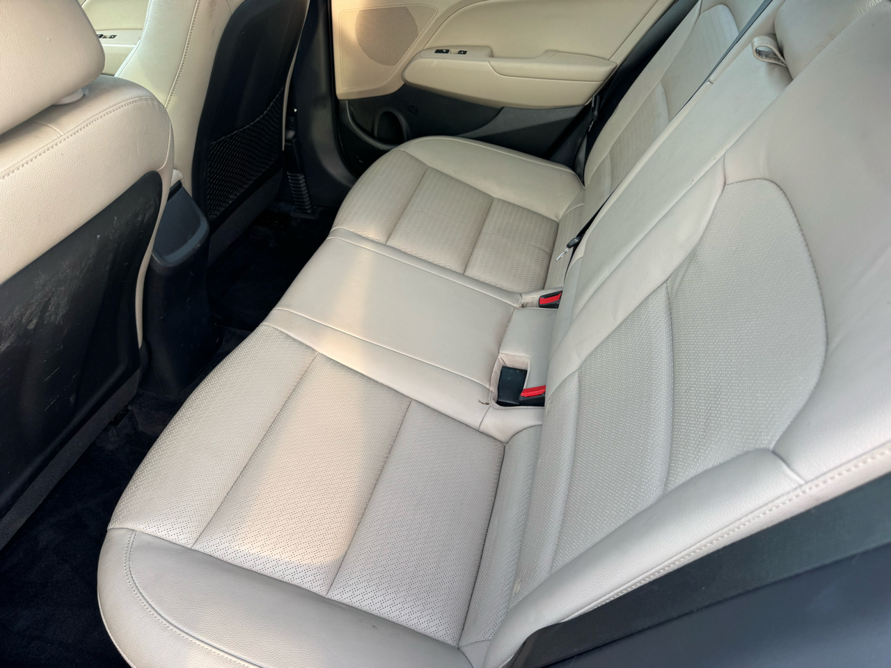 Hyundai Elantra Limited 2017