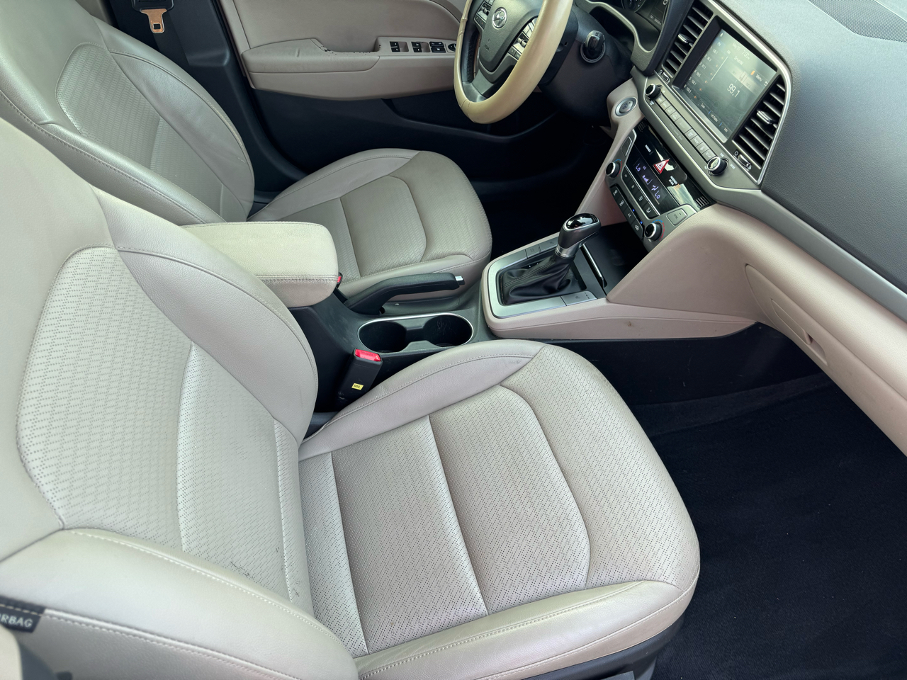 Hyundai Elantra Limited 2017