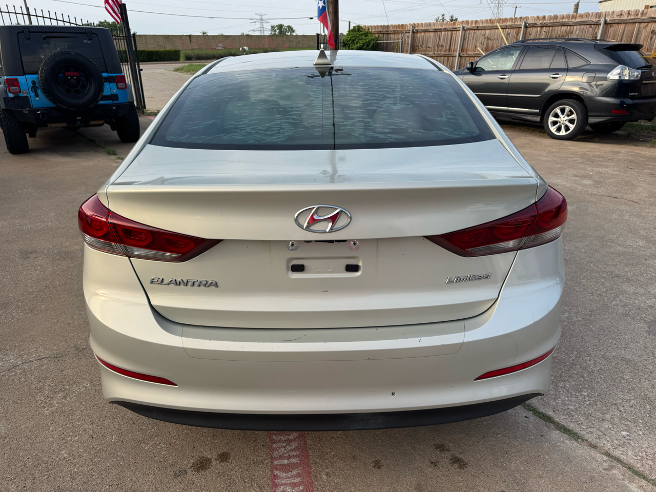 Hyundai Elantra Limited 2017