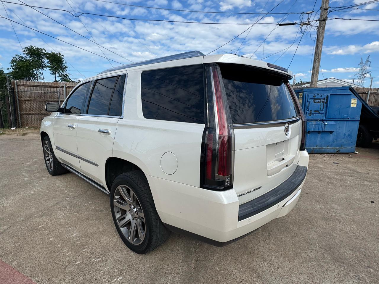 Cadillac Escalade Premium 4WD 2015