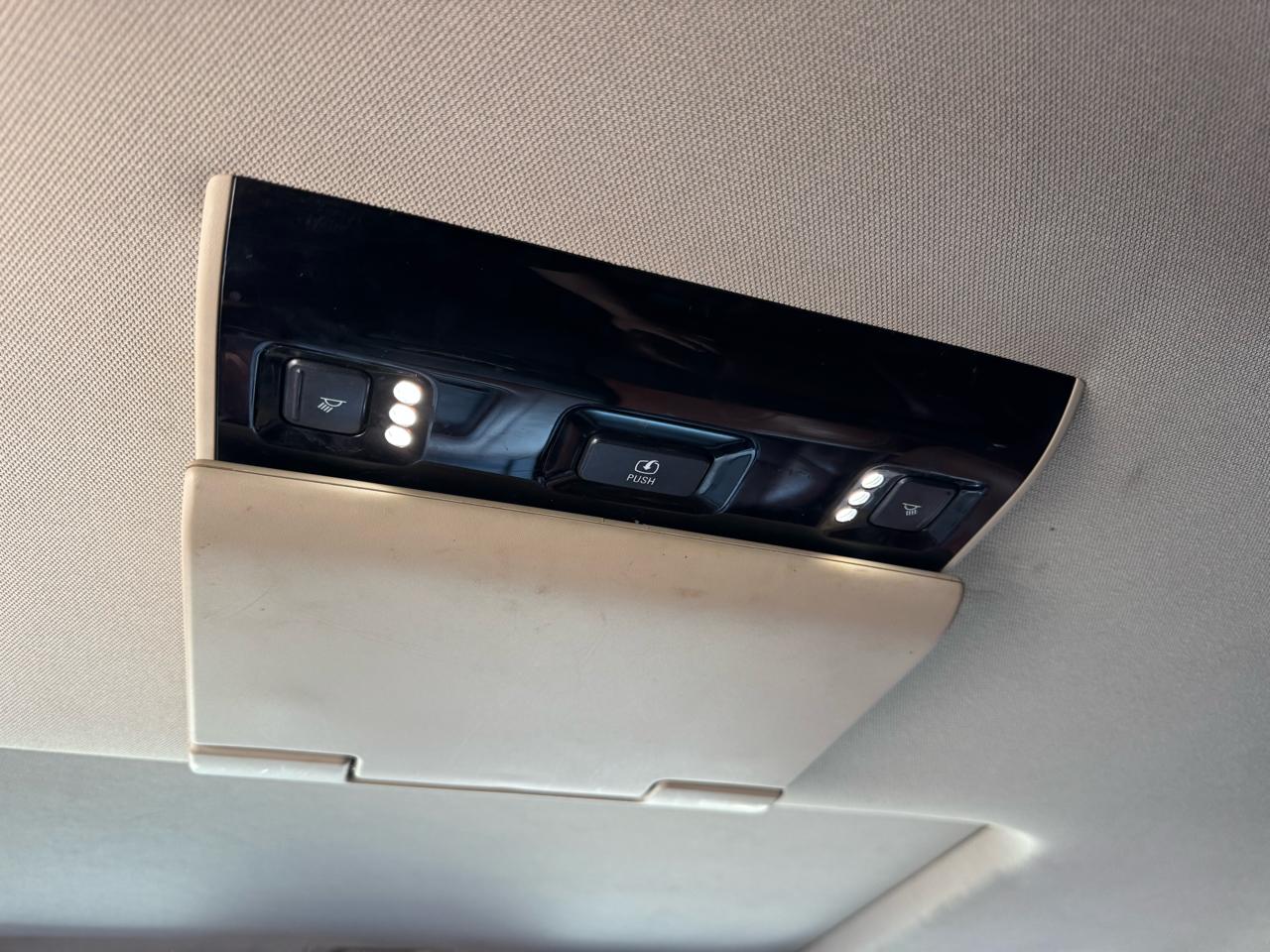 Cadillac Escalade Premium 4WD 2015