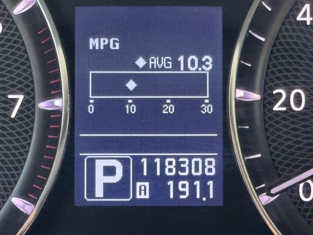 Infiniti QX56 2WD 2012