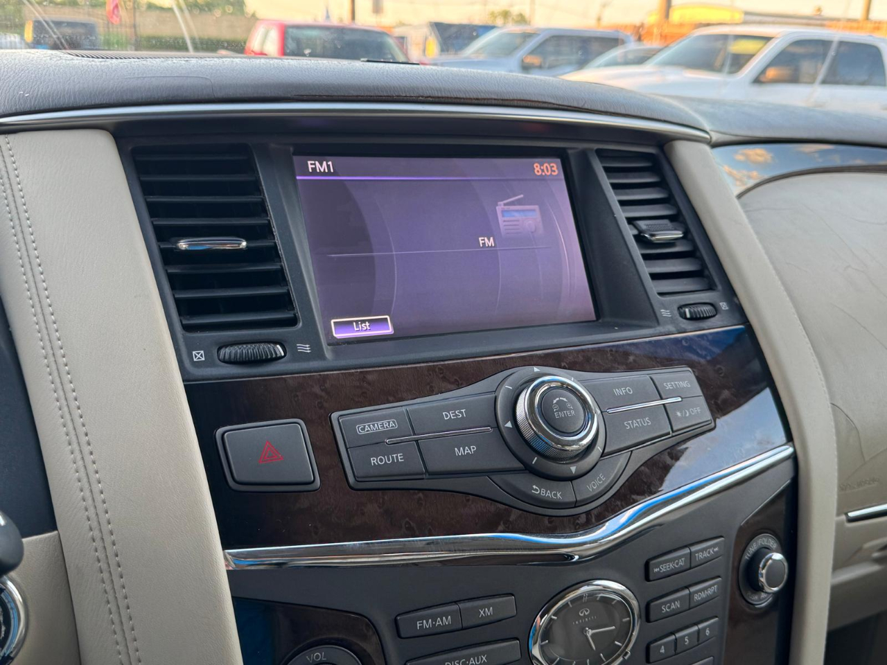 Infiniti QX56 2WD 2012